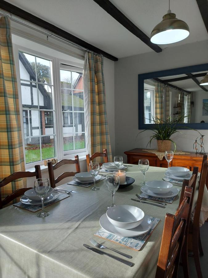3.9. Tudor Court Hayle Eksteriør bilde
